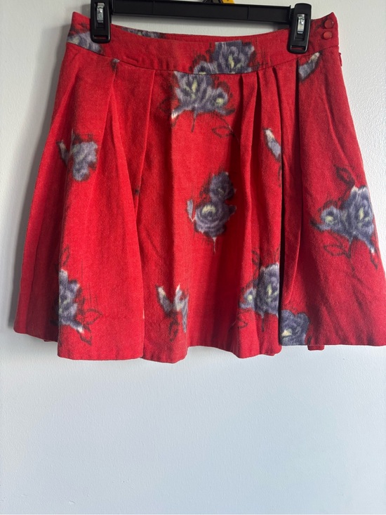 Odille Dresses & Skirts - Odille Anthropology Red Floral pleated Wool Skirt size 2